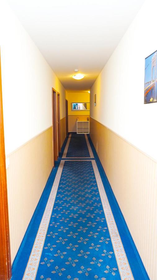 Itm Hotel Deutsches Haus Amburgo Esterno foto