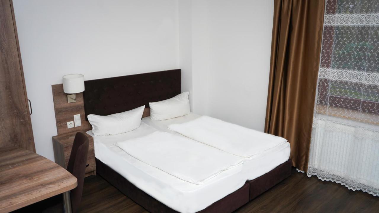 Itm Hotel Deutsches Haus Amburgo Esterno foto