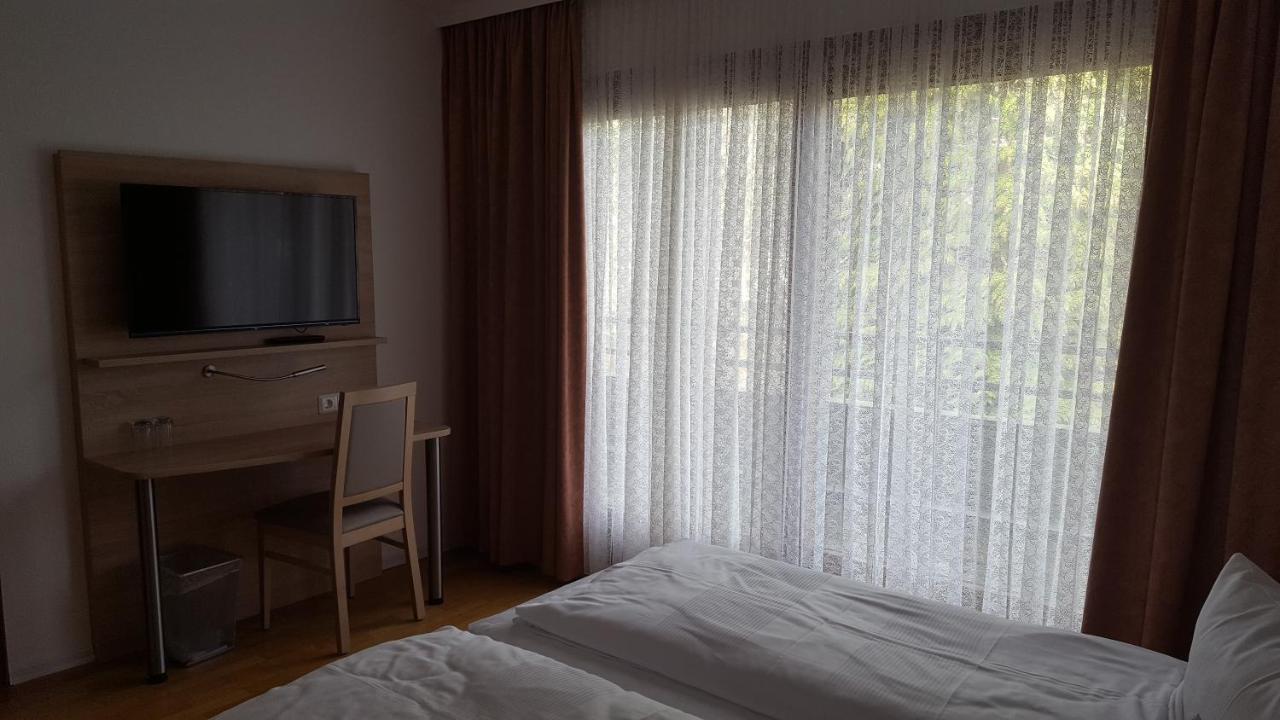 Itm Hotel Deutsches Haus Amburgo Esterno foto